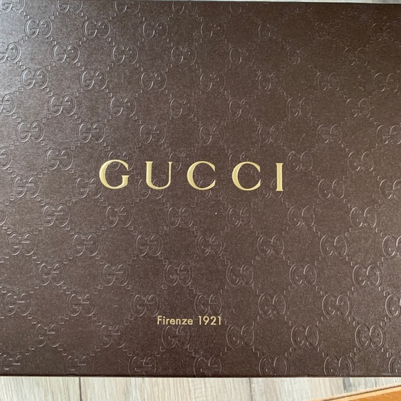 NEW Gucci Waterproof Overshoes - Picture 2 of 7